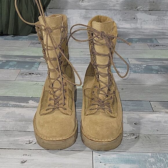 Danner Desert Acadia Boots sz 6.5 - Picture 1 of 7